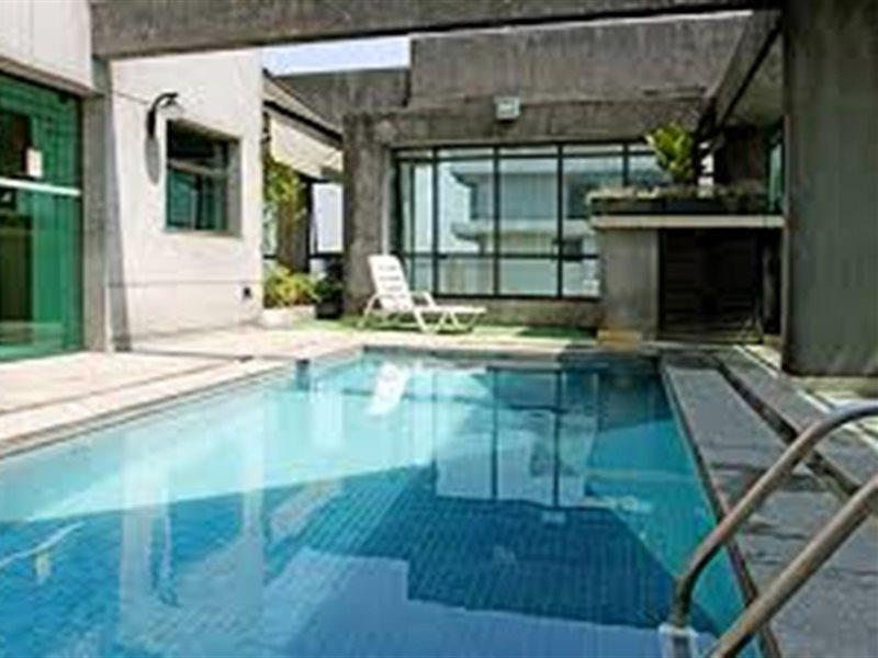 Travel Inn Fenix Кабу-Фріу Екстер'єр фото
